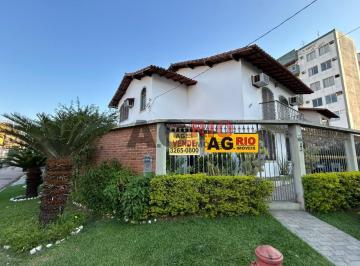 Casa · 293m² · 4 Quartos · 3 Vagas · CASA DUPLEX À VENDA COM 4 QUARTOS NO CONDOMÍNIO VALE DAS ORQUÍDEAS
