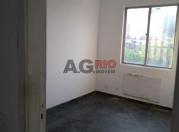 Apartamento · 52m² · 2 Quartos · 1 Vaga · APARTAMENTO À VENDA COM 2 QUARTOS NA TAQUARA