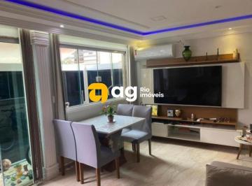 Casa · 133m² · 3 Quartos · 1 Vaga · CASA TRIPLEX À VENDA COM 3 QUARTOS NA TAQUARA