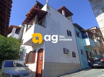 Casa · 110m² · 3 Quartos · 1 Vaga · CASA TRIPLEX À VENDA COM 3 QUARTOS EM VILA VALQUEIRE