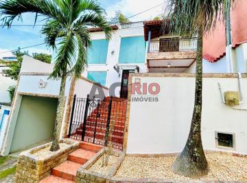 Casa · 220m² · 4 Quartos · 2 Vagas · CASA DUPLEX À VENDA COM 4 QUARTOS NA TAQUARA