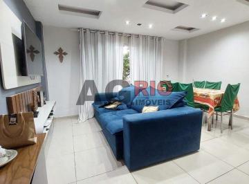 Casa · 133m² · 5 Quartos · CASA DENTRO DO CONDOMÍNIO VALE DAS ACÁCIAS À VENDA COM 5 QUARTOS