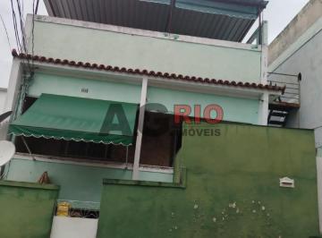 Casa · 145m² · 4 Quartos · CASAS À VENDA COM TOTAL DE 4 QUARTOS EM VILA VALQUEIRE