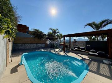 Casa · 225m² · 3 Quartos · 2 Vagas · Casa à venda no Bairro Celeste, Campo Bom
