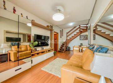 Apartamento · 146m² · 2 Quartos · 2 Vagas · Belíssima cobertura de 02 quartos sendo 01 suíte, lareira, churrasqueira 02 vagas no bairro Tristeza
