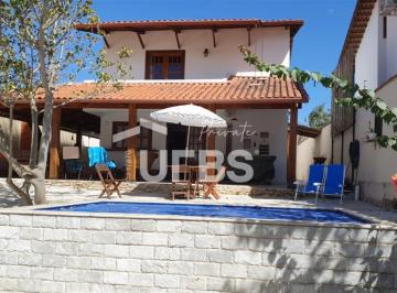 Casa · 157m² · 2 Quartos · 3 Vagas · Sobrado em Pirenópolis, 2 suites, 1 lavabo, piscina, churrasqueira, 3 vagas de garagem