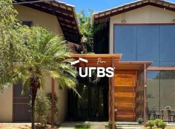 Casa · 250m² · 3 Quartos · 2 Vagas · Casa de Condomínio com Vista Deslumbrante!