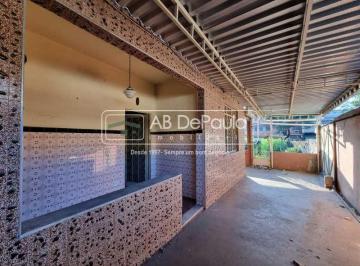 Casa · 298m² · 3 Quartos · 2 Vagas · Ótima Casa à Venda em Realengo - 3 Quartos - Terraço - 2 Vagas