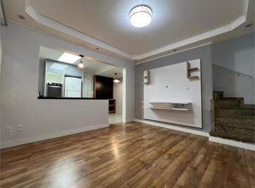 Casa de 2 quartos, São Paulo · Sobrado Reformado 2 Quartos com Suíte e Banheira no Imirim