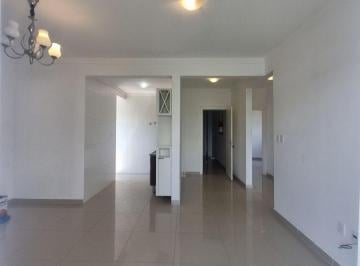 Apartamento de 1 quarto, Camboriú · Apartamento com 2 suítes, em Camboriú, valor acessível