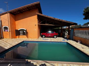 Casa de 2 quartos, Itanhaém · Casa Bairro Marrocos com piscina lado praia em Itanhaém