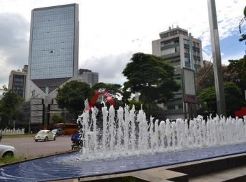Foto 01 · Loja, Savassi, Belo Horizonte, MG