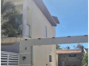 Casa de 4 quartos, Salvador · Casa 4/4 2 suites em Praia do Flamengo