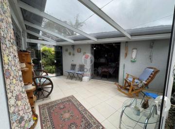Casa · 300m² · 3 Quartos · 3 Vagas · Excelente casa, ampla, jardim de inverno, churrasq