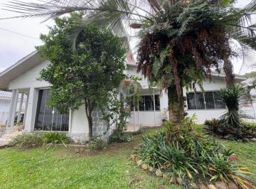 Casa · 300m² · 3 Quartos · 3 Vagas · Excelente casa, ampla, jardim de inverno, churrasq