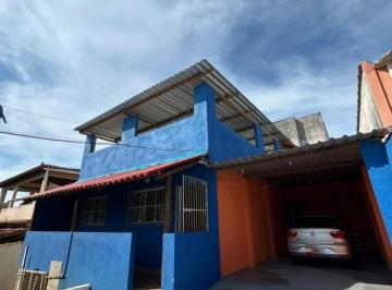 Foto 01 · Casa à venda em Guarapari-ES, Bairro Ipiranga: 3 quartos, 1 suíte, sala, 2 banheiros, 3 vagas de gar