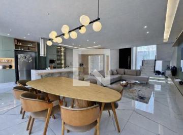 Casa · 262m² · 4 Quartos · 4 Vagas · Casa para Aluguel - Santo Antônio, 4 Quartos, 262 m2 - Vespasiano