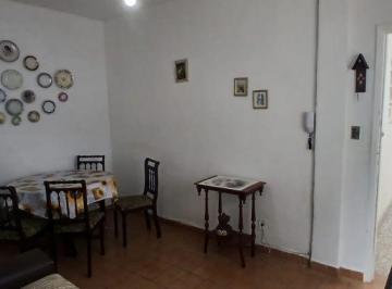 Apartamento · 78m² · 2 Quartos · Dois dormitórios. Prédio em frente praia. Elevador, portaria