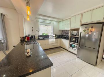 Casa · 420m² · 5 Quartos · Casa à venda - em Carvoeira