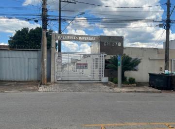 Casa de 3 quartos, Vicente Pires · Casa de esquina e condominio fechado no Palmeiras Imperiais
