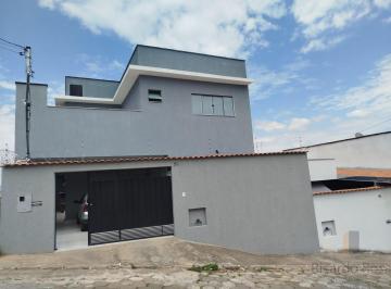 Foto 01 · Imperdível Casa à Venda em Itajubá-MG, Bairro Cruzeiro 4 quartos, 1 suíte, 3 salas, 2 banheiros, 2