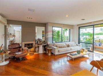 Apartamento · 205m² · 3 Quartos · 3 Vagas · Lindo apto com 205 m²-  3 suítes, varanda gourmet