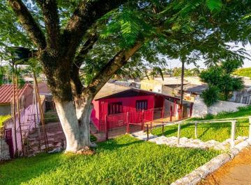 Casa · 64m² · 2 Quartos · Casa de madeira à venda por R$159.990 no bairro Vista Alegre, Cachoeirinha/RS.