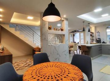 Casa · 190m² · 4 Quartos · 4 Vagas · Casa 4 Quartos com 1 Suíte e 190m² - Barreiros