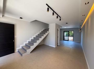 Casa · 150m² · 3 Quartos · 1 Vaga · Sobrado Moderno com 3 Suítes, Espaço Gourmet na Zona Norte de São Paulo