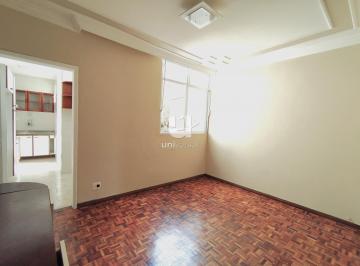 SALA DE ESTAR · Apartamento repletos de armários, bem ensolarado e localizado.