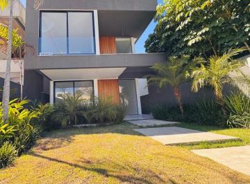 Casa de 4 quartos, Rio de Janeiro · LINDA CASA CONTEMPORÂNEA NA BARRA - 4 SUÍTES, RIOMAR
