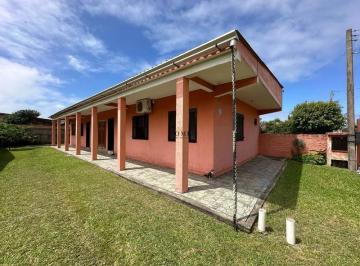 Casa · 140m² · 4 Quartos · 2 Vagas · Casa à venda em Imbé