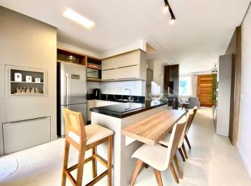 Casa · 121m² · 2 Quartos · 1 Vaga · CASA EM CONDOMINIO COM 2 DORM