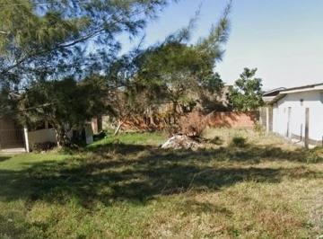 Terreno · 300m² · Terreno à venda em região de moradores fixos
