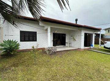 Casa · 140m² · 4 Quartos · Casa à venda próximo a barra de Imbé