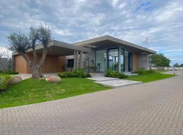 Casa · 450m² · 4 Quartos · 4 Vagas · CASA À VENDA CONDOMÍNIO TERRASUL