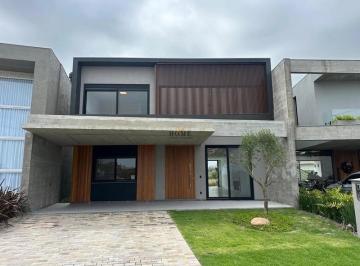 Casa · 264m² · 4 Quartos · 2 Vagas · Casa à venda no Condomínio SUNSET