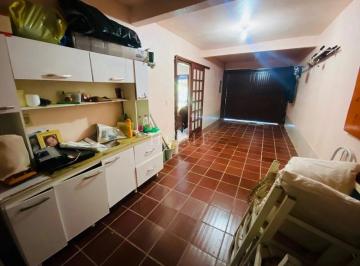 Casa · 150m² · 5 Quartos · 2 Vagas · Casa à venda