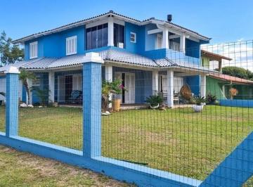 Casa · 271m² · 4 Quartos · 2 Vagas · Casa à venda em Imbé - Presidente
