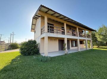 Casa · 241m² · 4 Quartos · 2 Vagas · Casa à venda Beira Mar