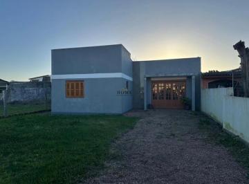 Casa · 100m² · 3 Quartos · 1 Vaga · Casa à venda em Imbé