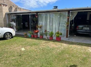 Casa · 115m² · 2 Quartos · Casa a venda em Santa Terezinha