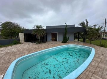 Casa · 130m² · 4 Quartos · 2 Vagas · Casa à venda em Imbé