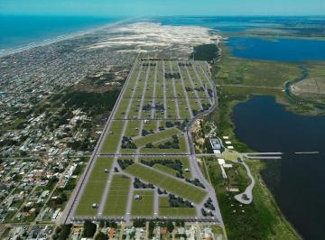Terreno · 300m² · Lançamento Bairro Planejado - LAKE - Nova Tramandaí