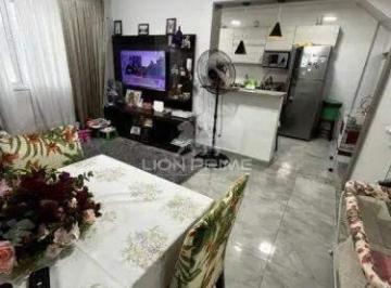 Casa · 111m² · 2 Quartos · 2 Vagas · OPORTUNIDADE, Sobrado à venda de 2 quartos, 2 suítes no Bairro Campo Grande 