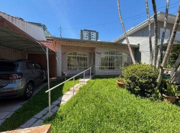 Casa · 180m² · 4 Quartos · 3 Vagas · Casa em Jardim do Salso