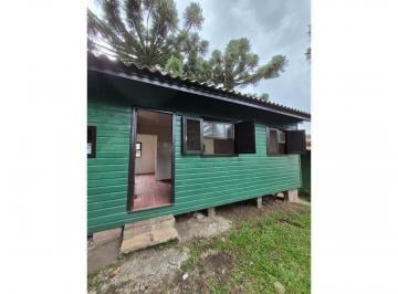 Casa · 1 Vaga · Casa Canelinha (Fundos) com 3 Dormitórios e Pátio Compartilhado