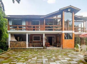 Casa · 250m² · 4 Quartos · 6 Vagas · 
                                Casa de Luxo Mobiliada no Balneário Praia do Pernambuco, Guarujá
  