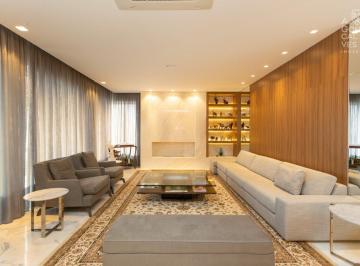 Apartamento · 385m² · 4 Quartos · 4 Vagas · Apartamento no Llum, 04 Suítes, 04 Vagas, Face Norte, Batel, Curitiba
