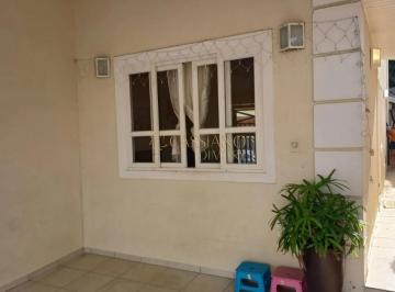 Casa · 125m² · 3 Quartos · 2 Vagas · Sobrado à venda de 130m² | 03 dormitórios, sendo 01 suíte e 02 vagas de garagem | Jardim das Industr